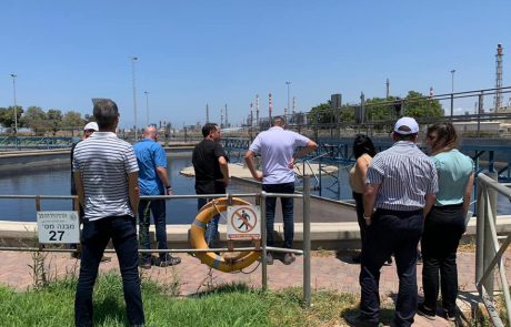 פגישת עבודה למען שירות טוב יותר