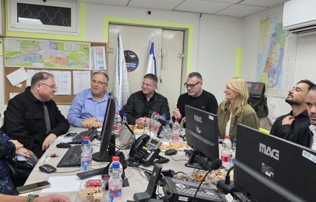 בצל המתיחות הביטחונית: שר החינוך יואב קיש ביקר בקריית ביאליק