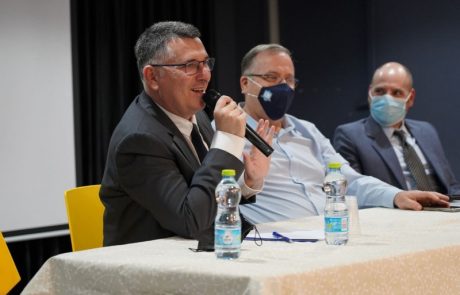 אורט קריית ביאליק אירח את השר גדעון סער