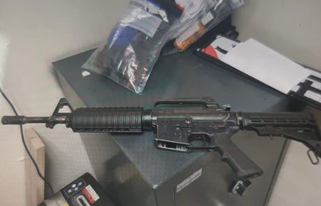 רובה M-16 טעון וכן 2 מיכלי דלק נתפסו בנשר