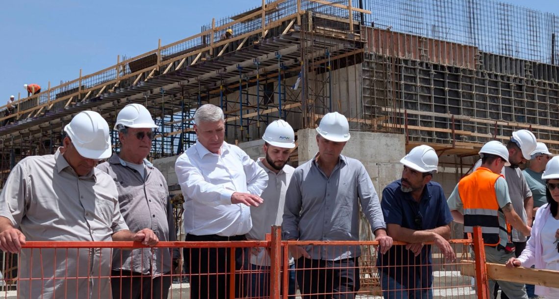 סיור מקצועי באתר הבנייה של המשכן החדש לאמנויות הבמה בקרית אתא