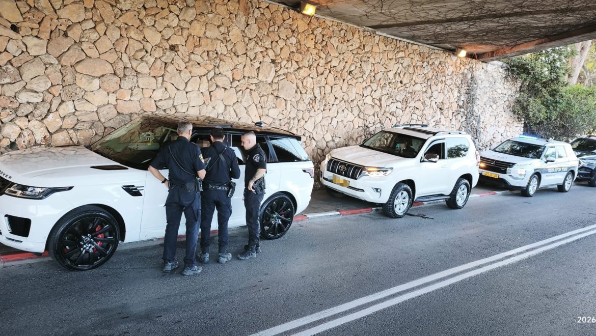 שיירת רכבים שהפריעה לתושבים ברחוב יפה נוף טופלה