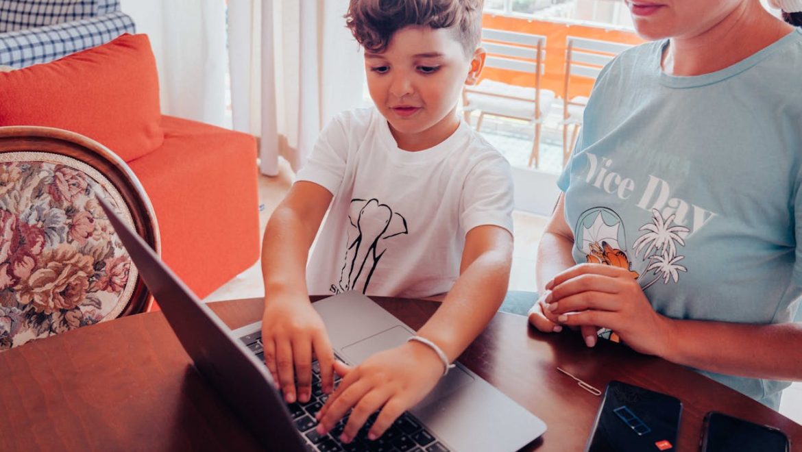 למה לימוד אנגלית לילדים אונליין הפך לנפוץ כל כך